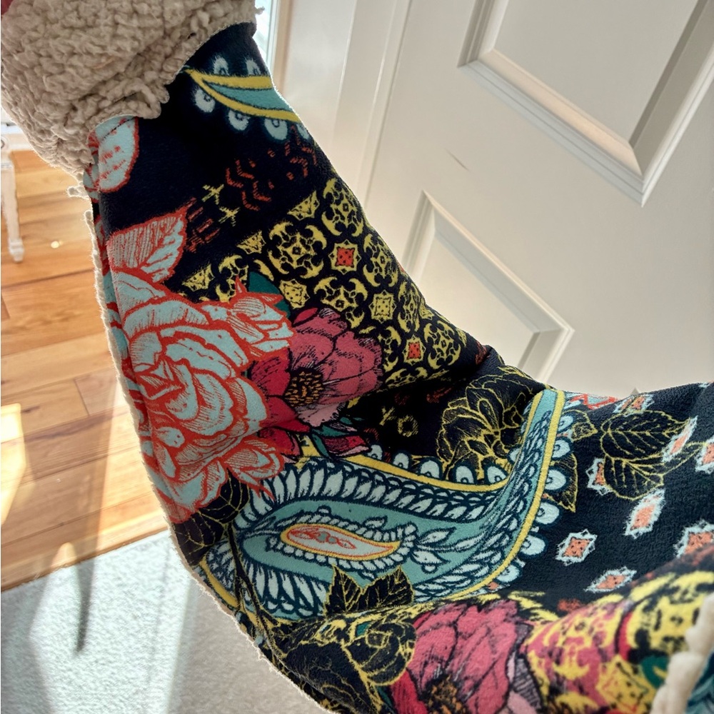 Johnny Was Biya Multicolor Floral Patchwork Jacket with Cream Shearling Lining - Picture 4 of 8